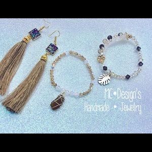 Swarovski CrystalsBracelet & Earrings Set